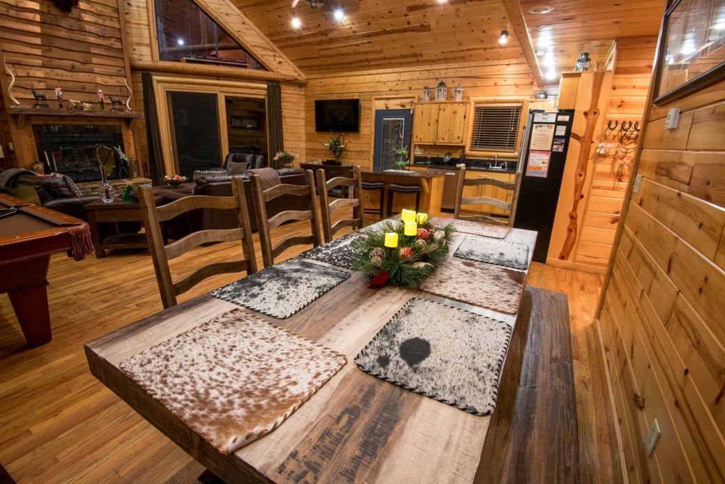 Pine Creek Lodge - Beavers Bend Vacation Getaways