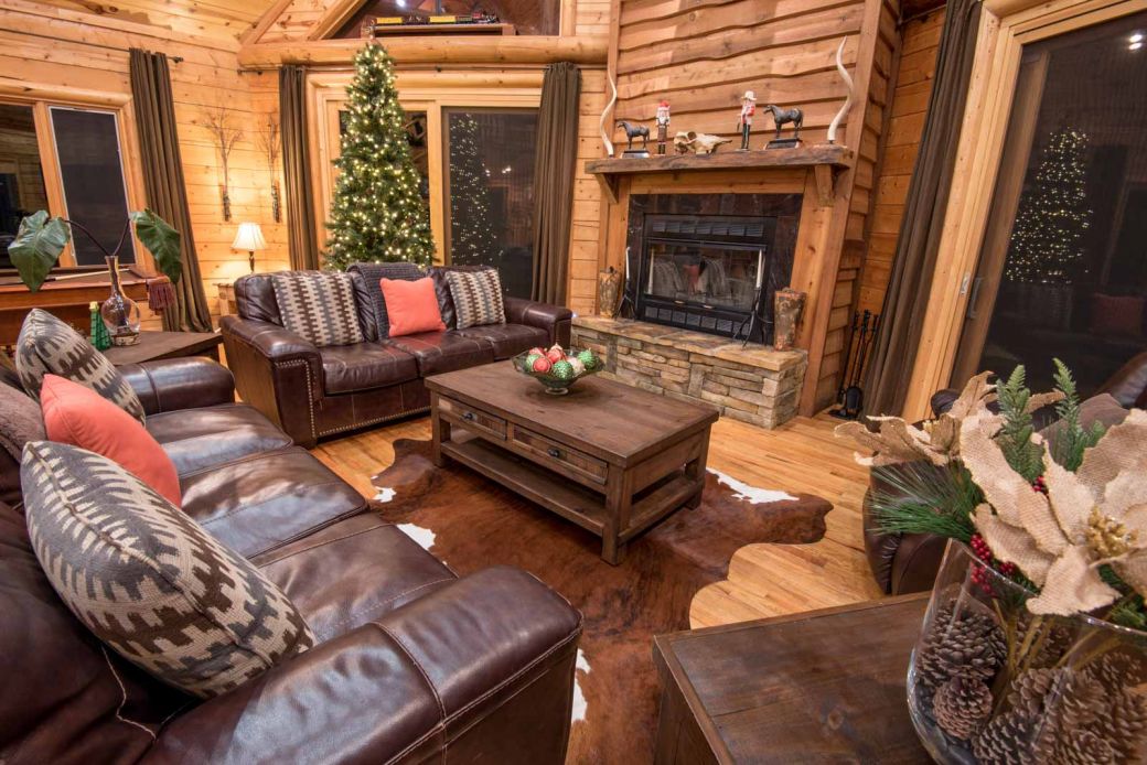 Pine Creek Lodge - Beavers Bend Vacation Getaways