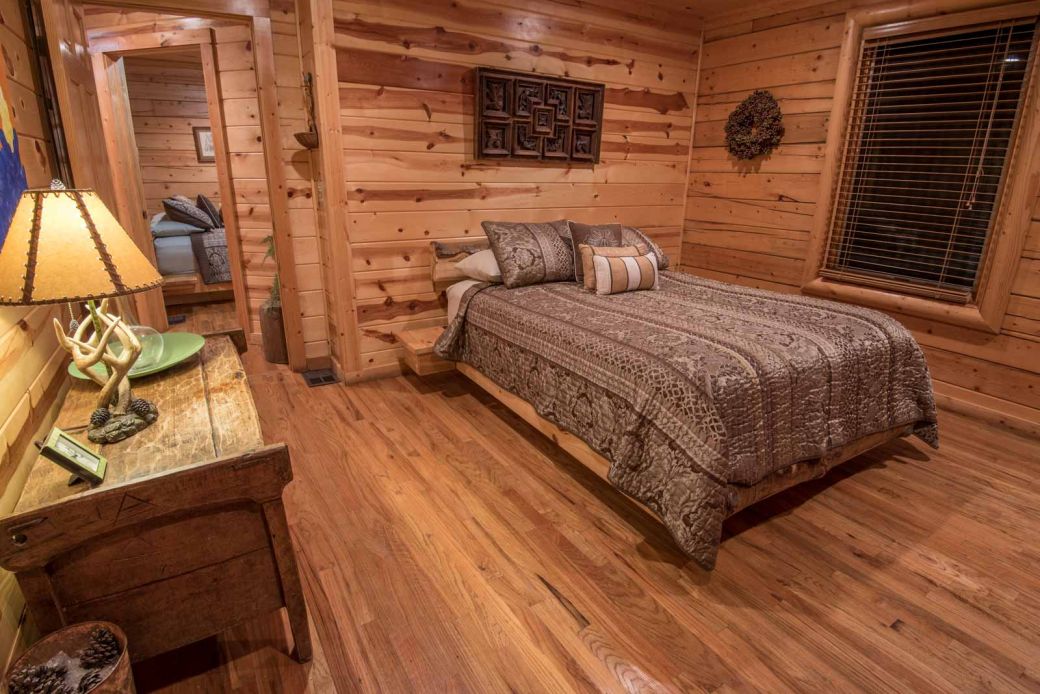 Pine Creek Lodge - Beavers Bend Vacation Getaways