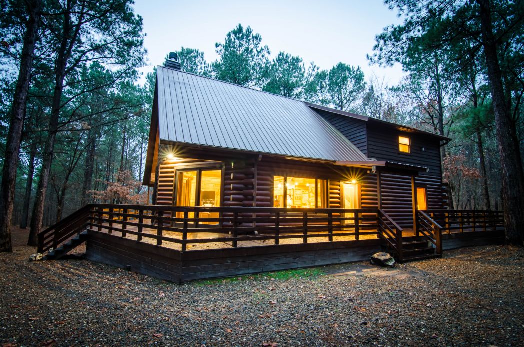 Pine Creek Lodge - Beavers Bend Vacation Getaways