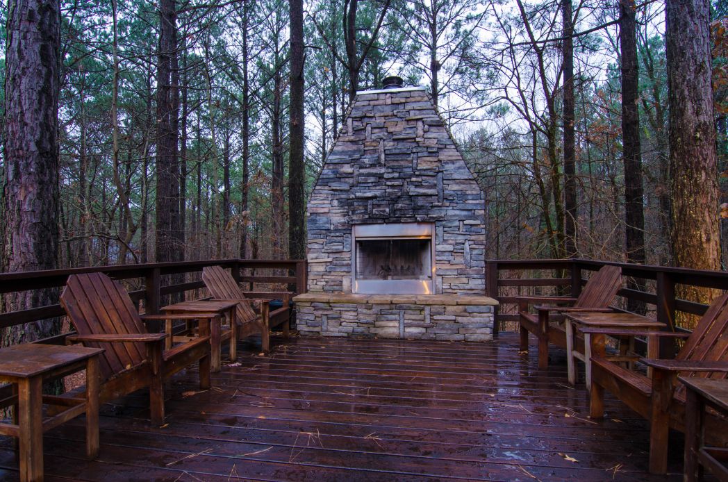 Pine Creek Lodge - Beavers Bend Vacation Getaways