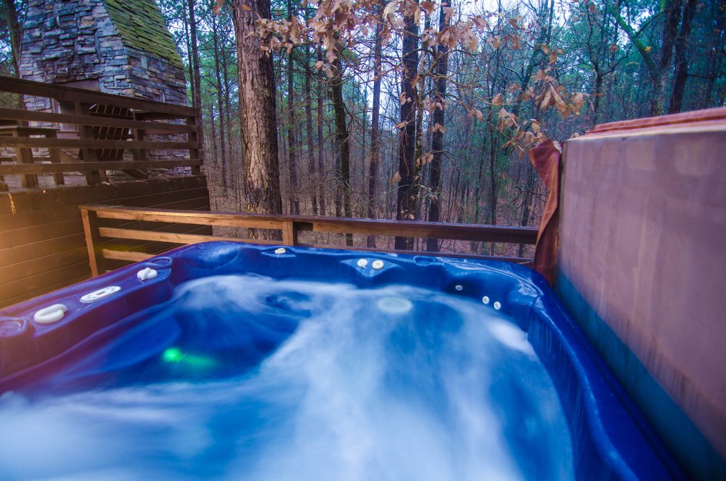 Pine Creek Lodge - Beavers Bend Vacation Getaways