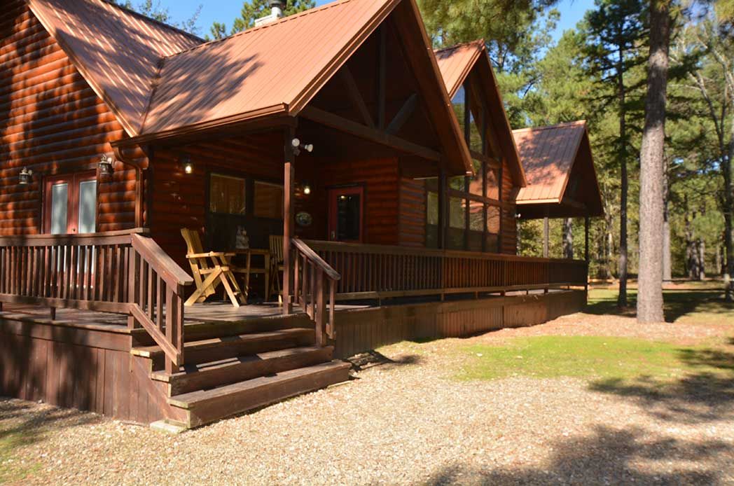 Four Pines Lodge - Beavers Bend Vacation Getaways