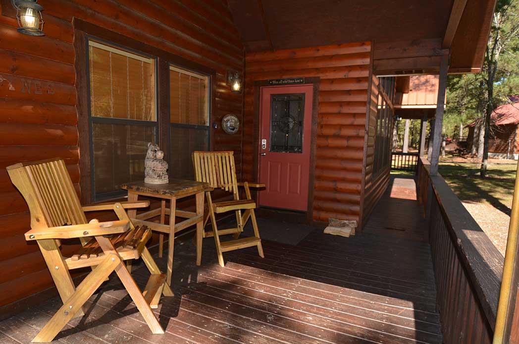 Four Pines Lodge - Beavers Bend Vacation Getaways