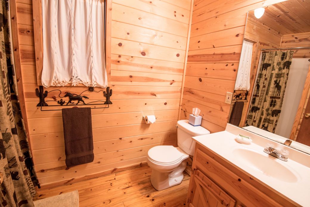 Sagewood Cabin - Beavers Bend Vacation Getaways